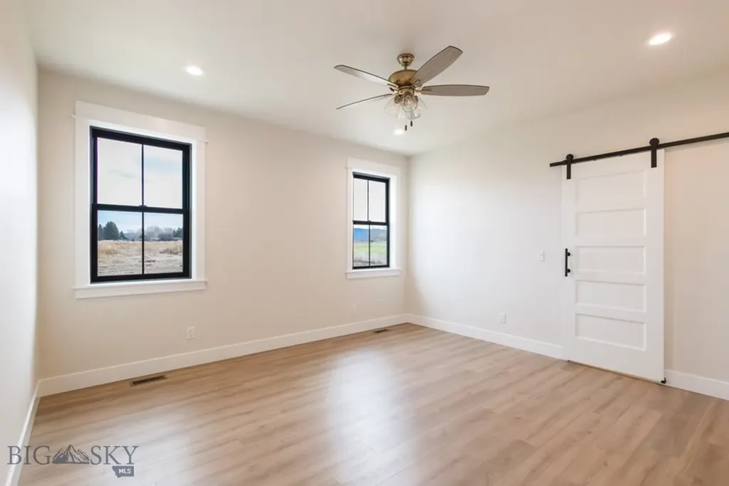 16 Cowen Lane Bozeman MT 59718