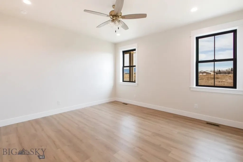 16 Cowen Lane Bozeman MT 59718