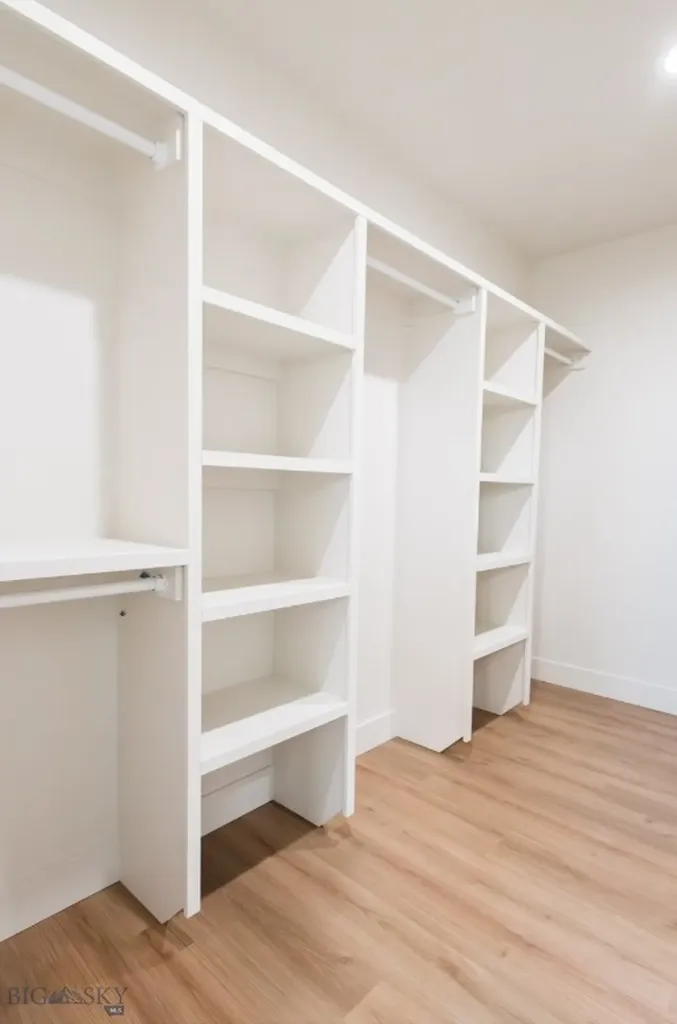 16 Cowen Lane Bozeman MT 59718