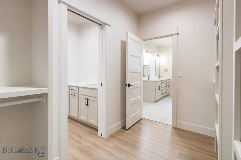 16 Cowen Lane Bozeman MT 59718