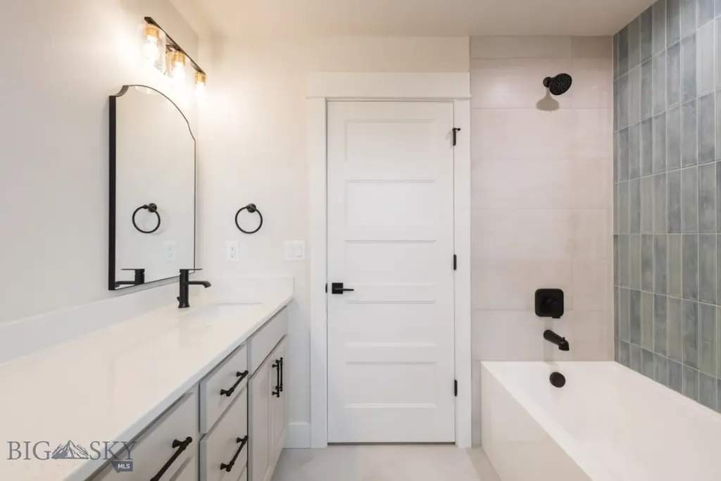 16 Cowen Lane Bozeman MT 59718