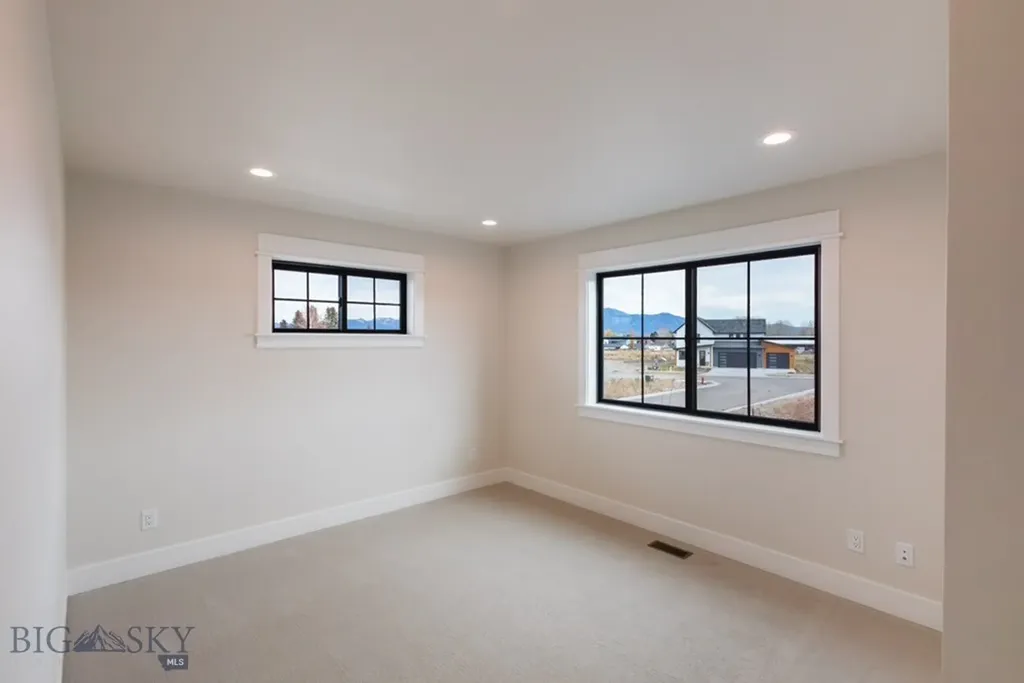 16 Cowen Lane Bozeman MT 59718