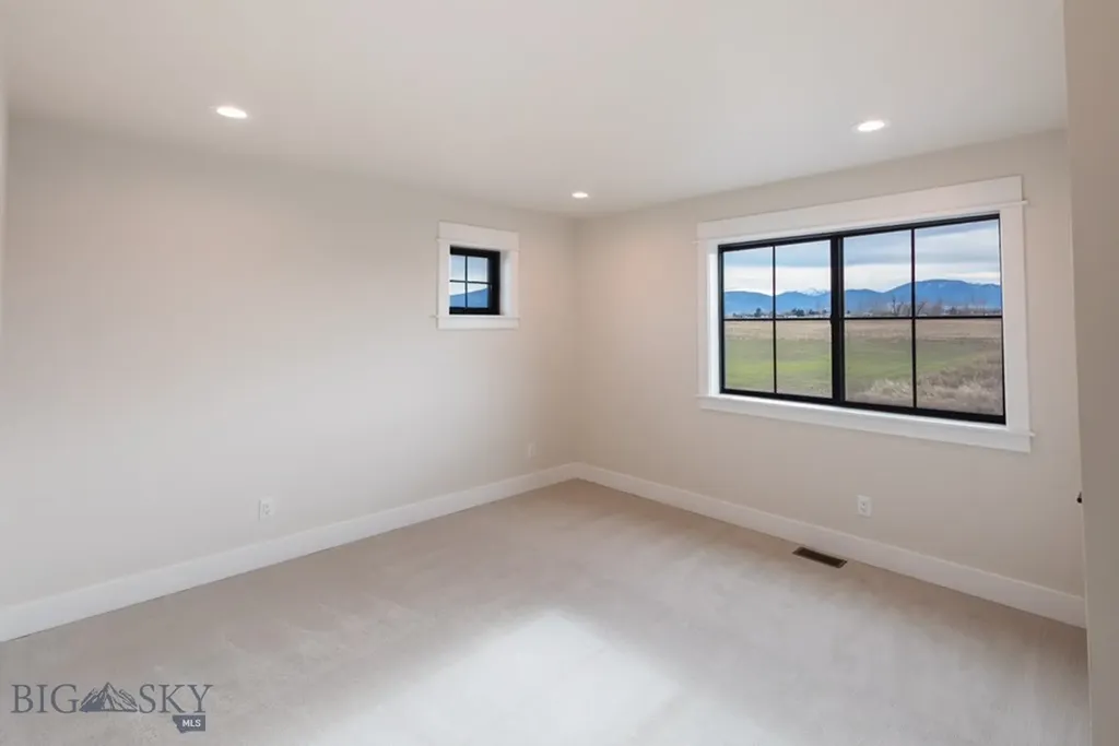 16 Cowen Lane Bozeman MT 59718