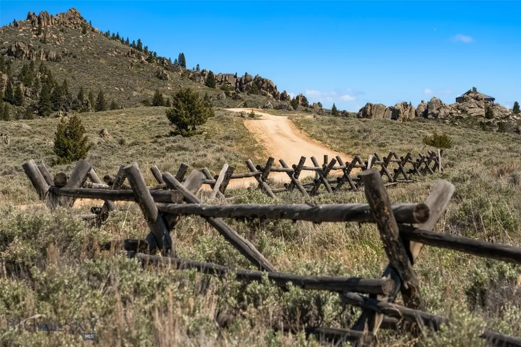 405 Swayback Road Mcallister MT 59740