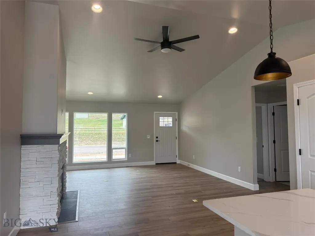 4104 Western Boulevard Butte MT 59701