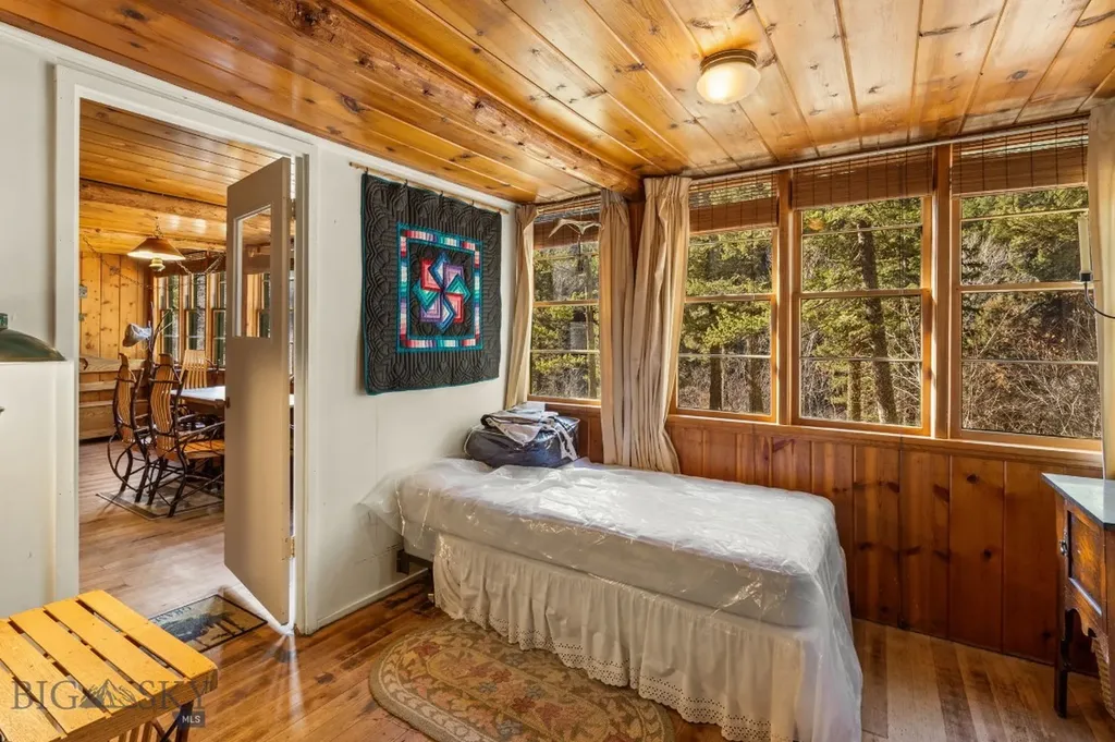 10400 Hyalite Canyon Road Bozeman MT 59718