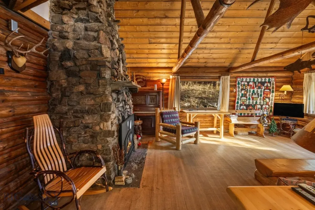 10400 Hyalite Canyon Road Bozeman MT 59718
