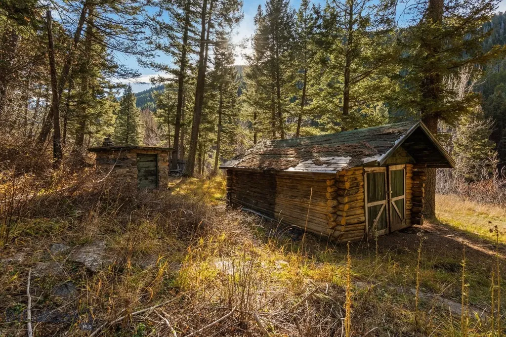10400 Hyalite Canyon Road Bozeman MT 59718
