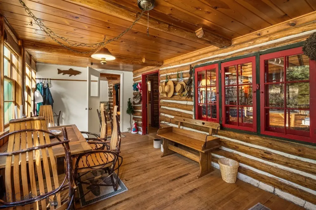 10400 Hyalite Canyon Road Bozeman MT 59718