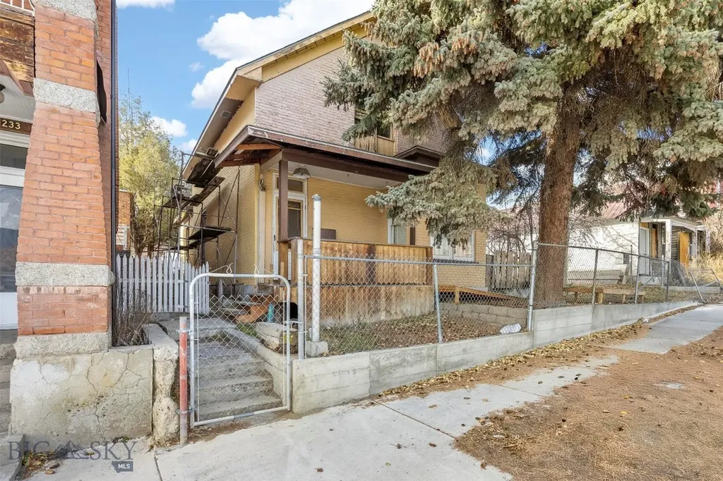 225 S Dakota Butte MT 59701