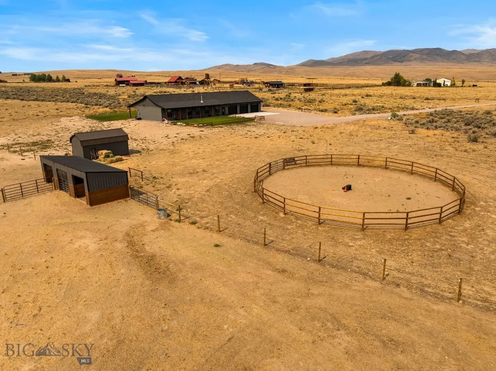 9 Sundust Lane Twin Bridges MT 59754