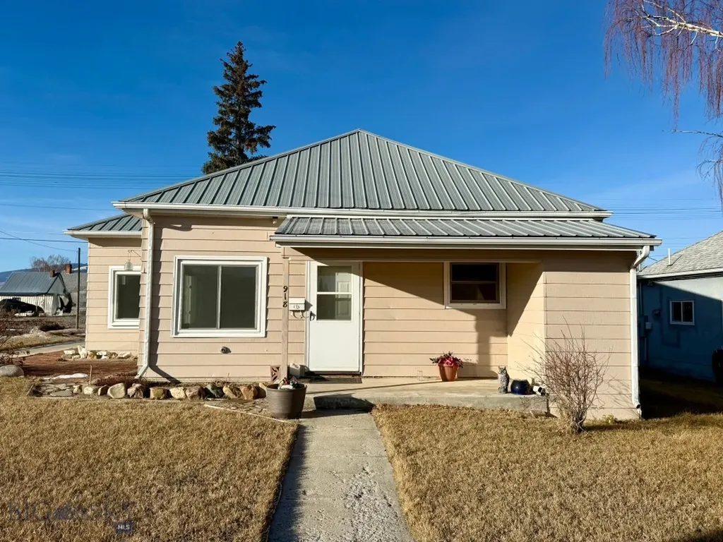 918 Fifth Street Deer Lodge MT 59722