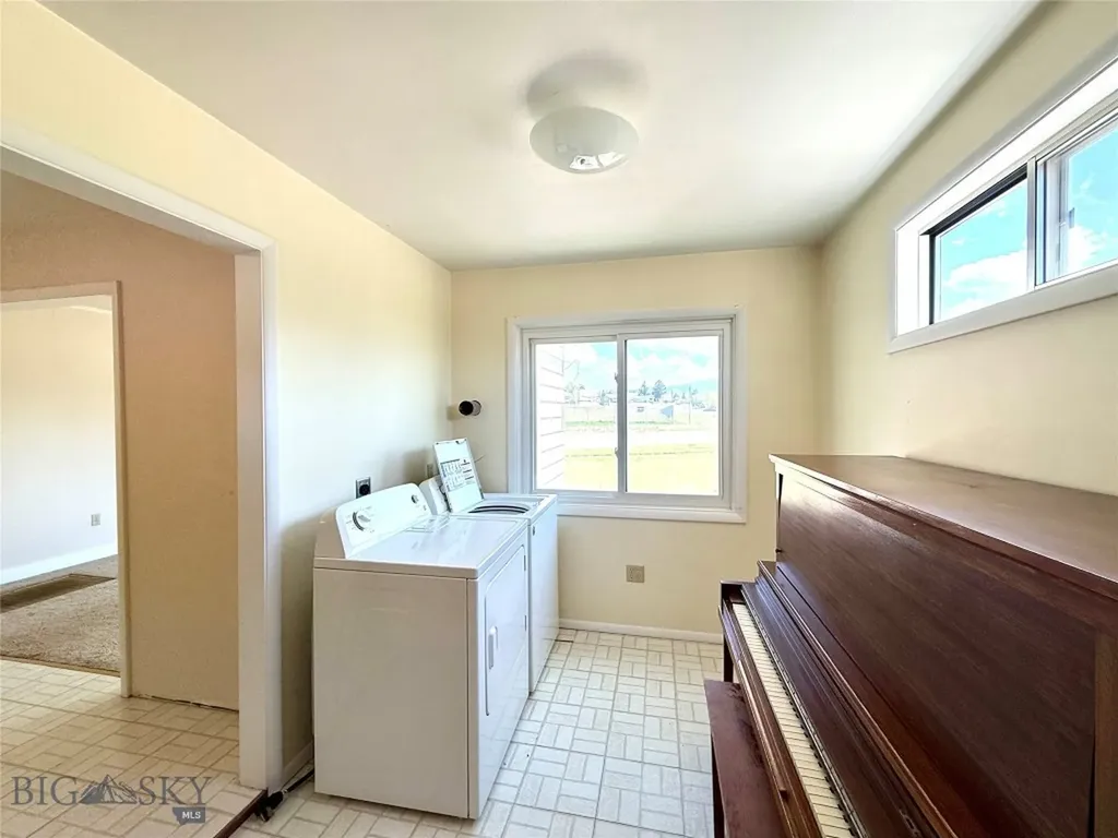 918 Fifth Street Deer Lodge MT 59722