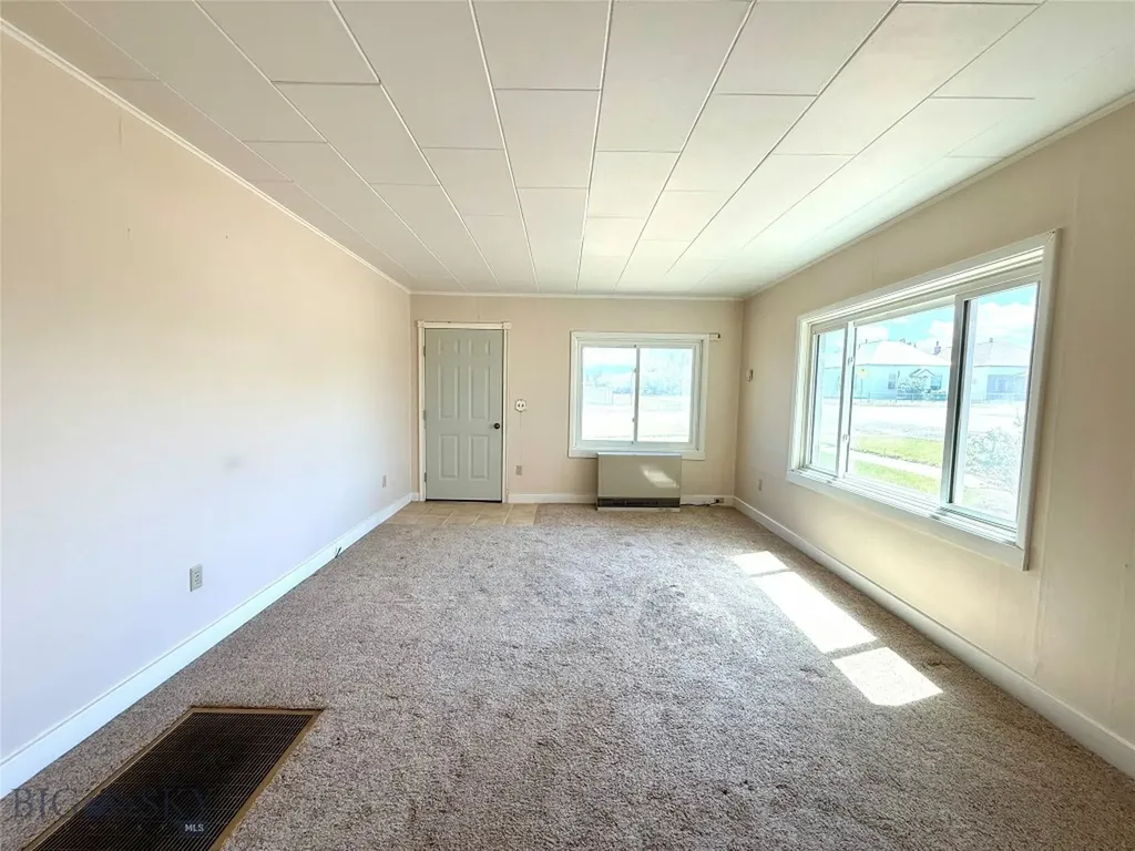 918 Fifth Street Deer Lodge MT 59722