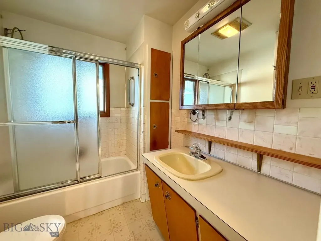918 Fifth Street Deer Lodge MT 59722