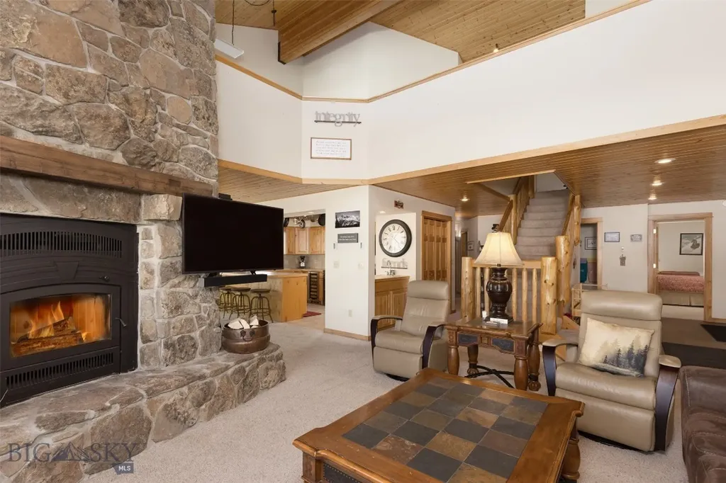 29 Slalom Trail Big Sky MT 59716