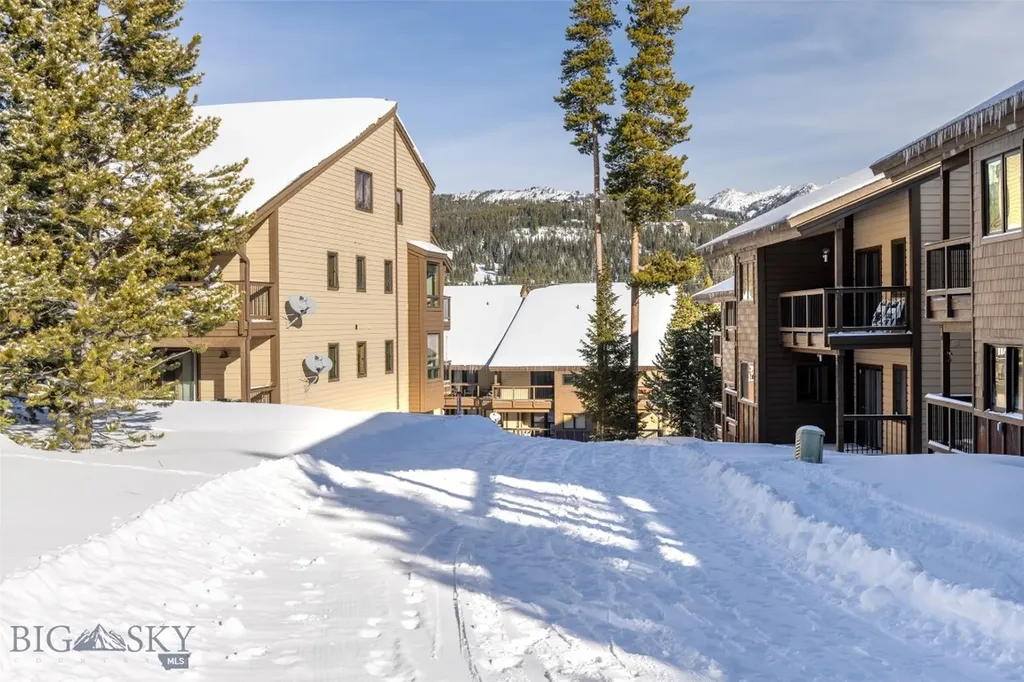 29 Slalom Trail Big Sky MT 59716