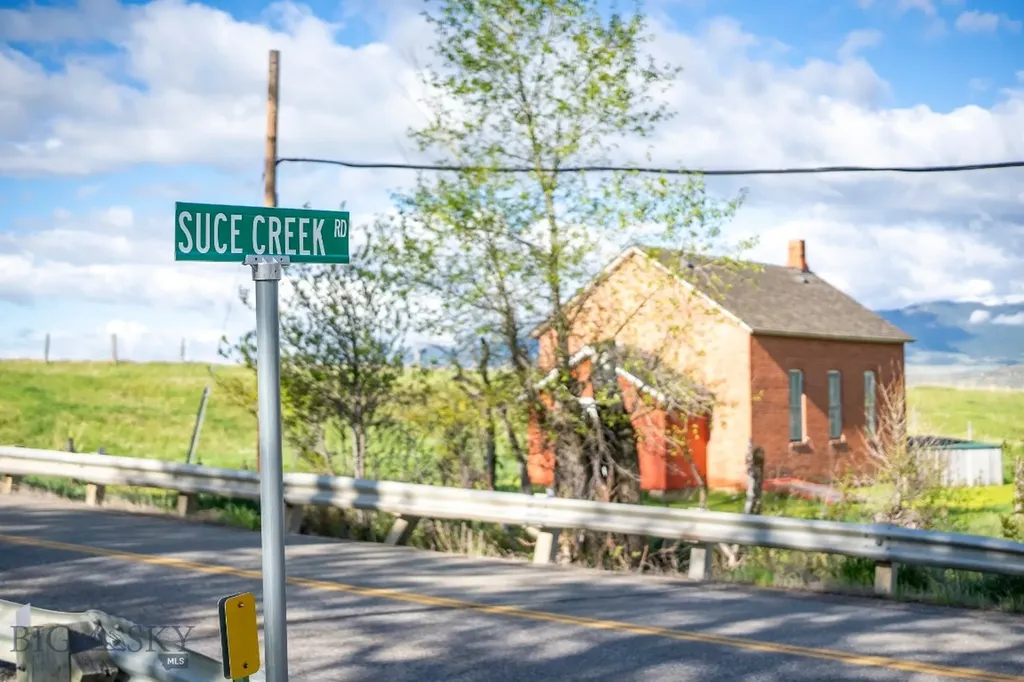 Nhn Suce Creek Road Livingston MT 59047