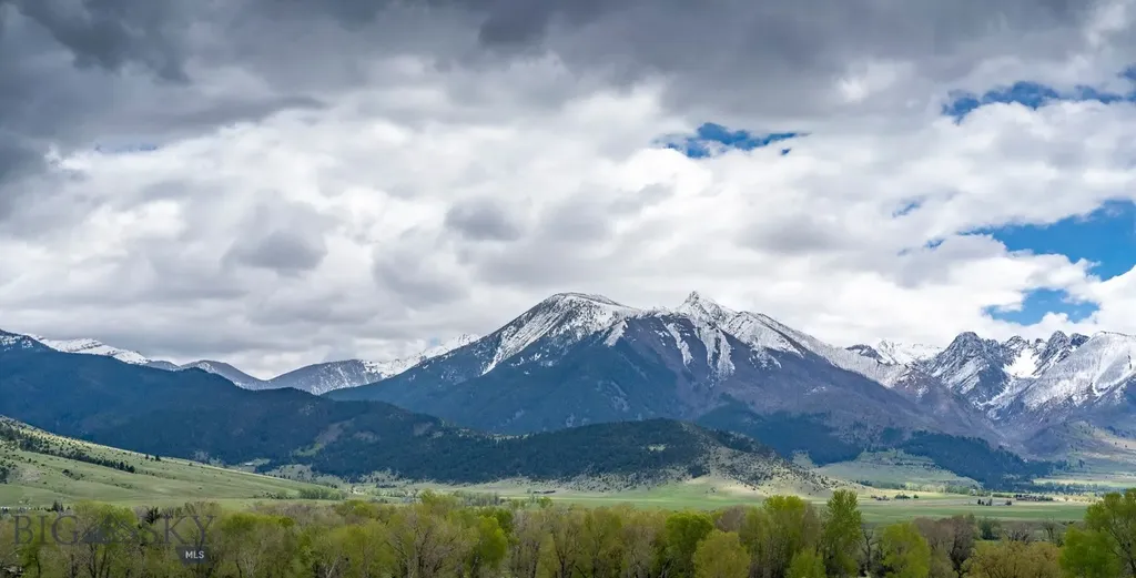 Nhn Suce Creek Road Livingston MT 59047