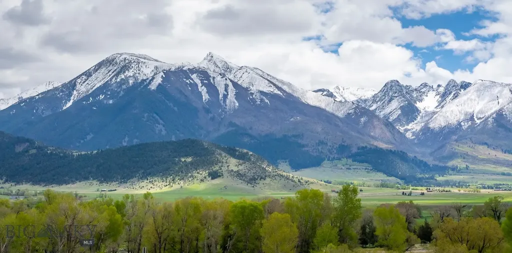 Nhn Suce Creek Road Livingston MT 59047