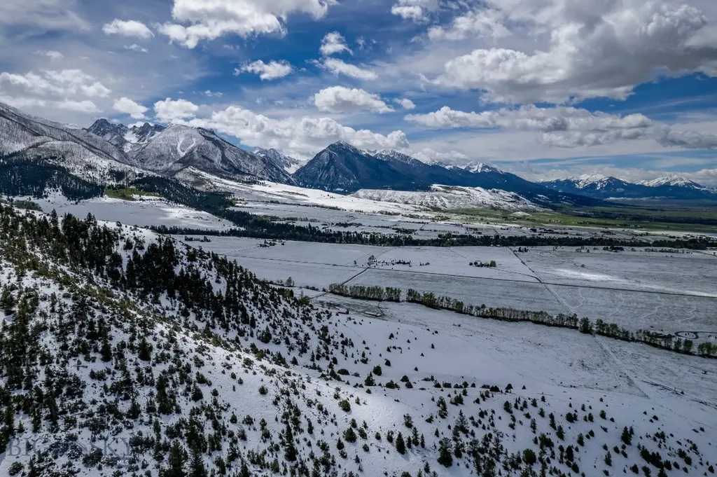 Nhn Suce Creek Road Livingston MT 59047