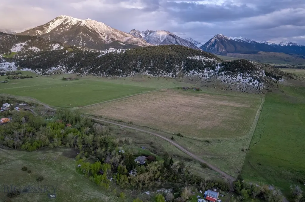 Nhn Suce Creek Road Livingston MT 59047