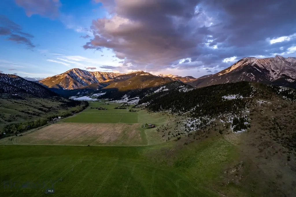 Nhn Suce Creek Road Livingston MT 59047