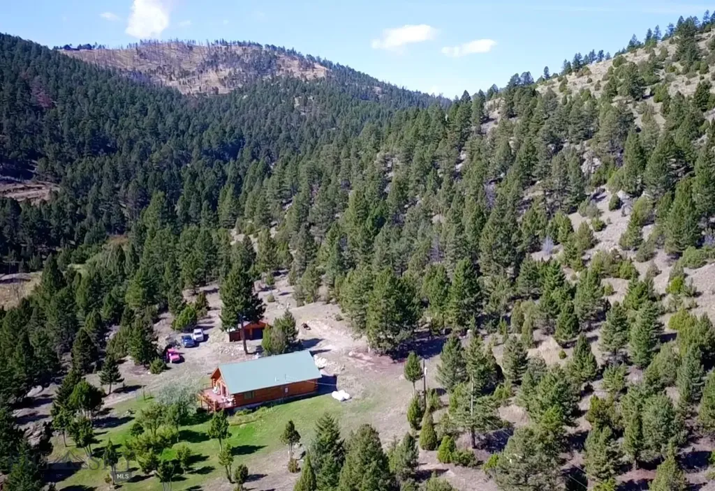 456 Friendspring Road Whitehall MT 59759