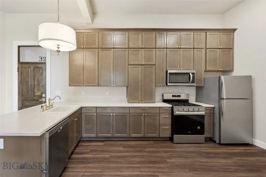 140 W Park Butte MT 59701