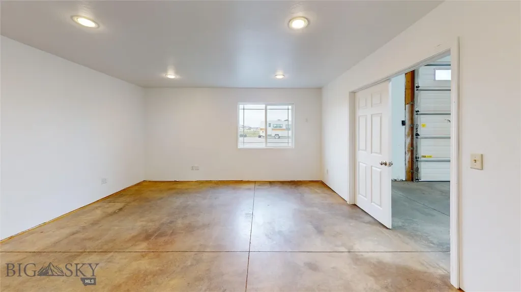 845 Glider Lane Belgrade MT 59714