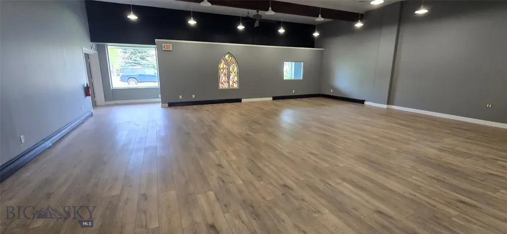 1602 W Beall Bozeman MT 59715