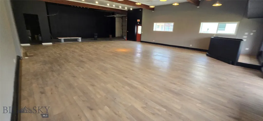 1602 W Beall Bozeman MT 59715