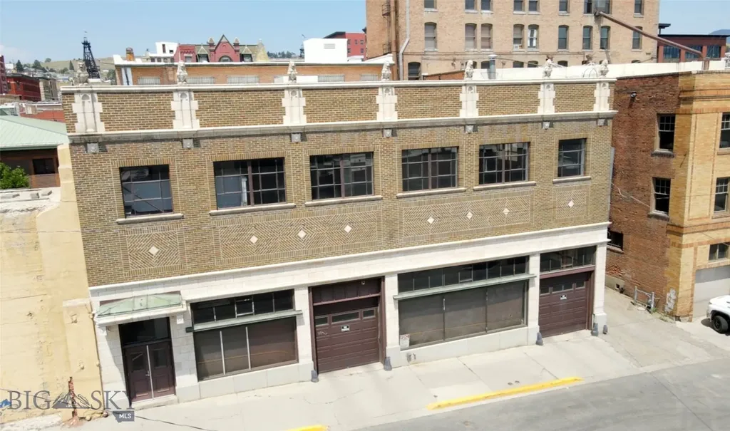 22 W Park Butte MT 59701