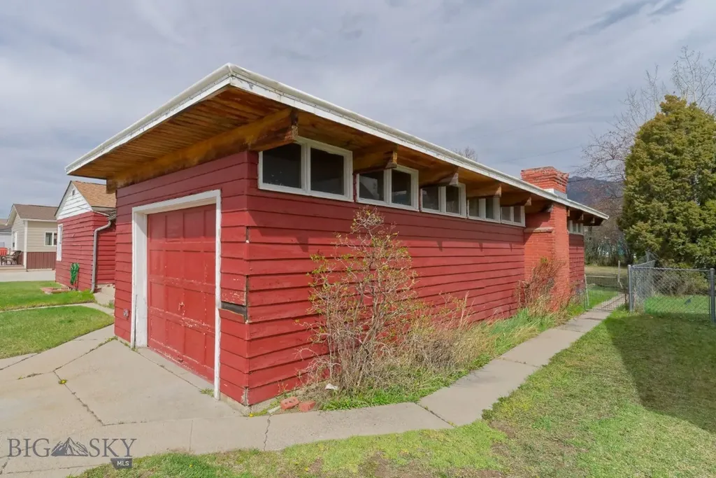2210 Massachusetts Avenue Butte MT 59701