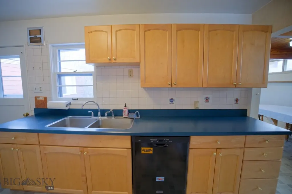 2210 Massachusetts Avenue Butte MT 59701