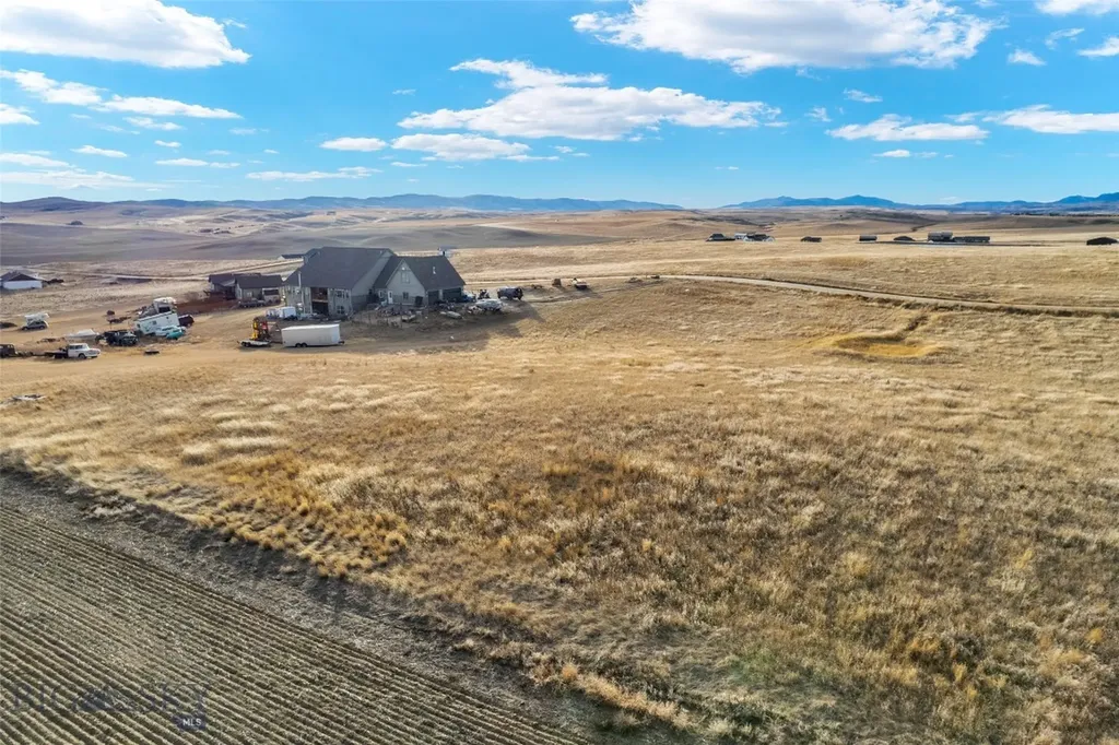 25 Zachary Peak Three Forks MT 59752