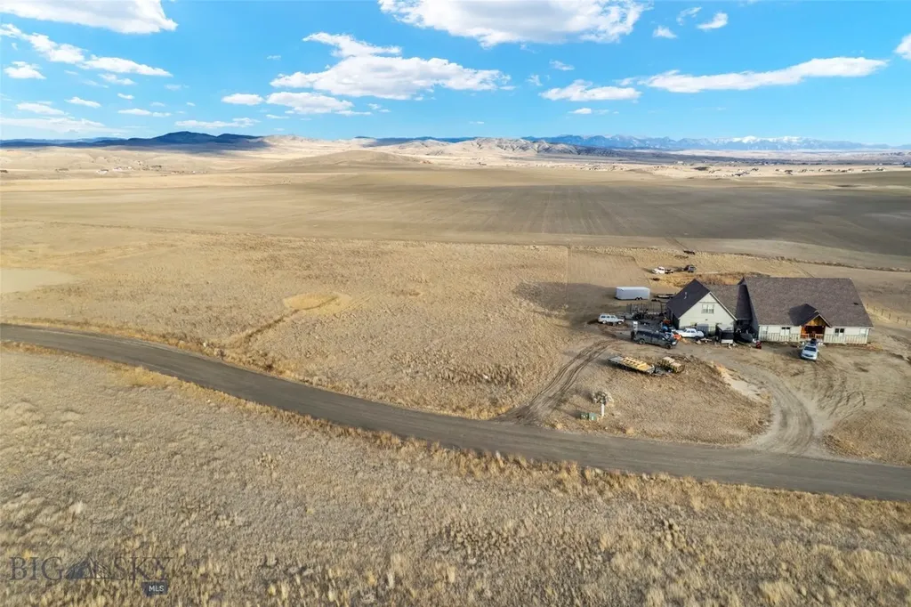 25 Zachary Peak Three Forks MT 59752