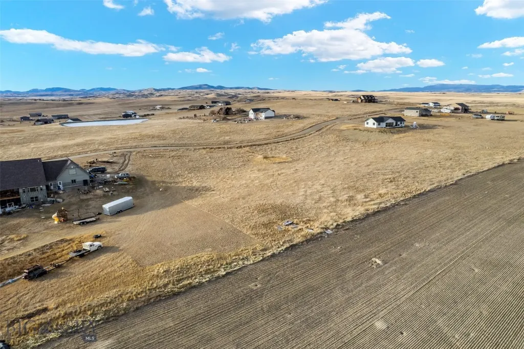 25 Zachary Peak Three Forks MT 59752