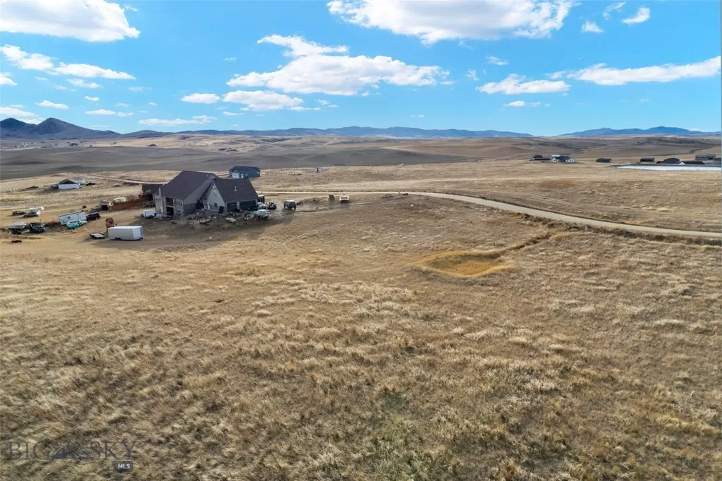 25 Zachary Peak Three Forks MT 59752