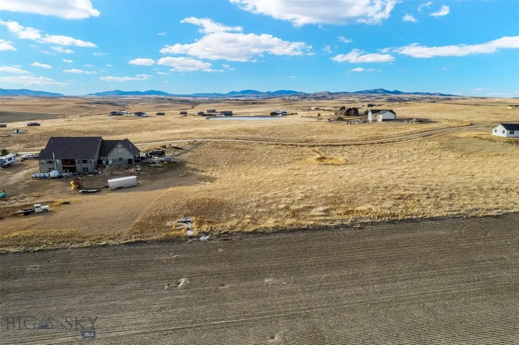 25 Zachary Peak Three Forks MT 59752