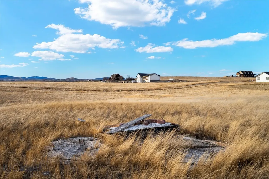25 Zachary Peak Three Forks MT 59752