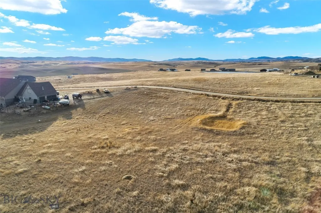 25 Zachary Peak Three Forks MT 59752