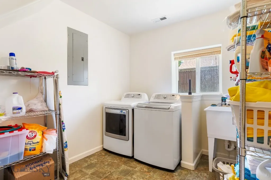 71 Leep Lane Belgrade MT 59714