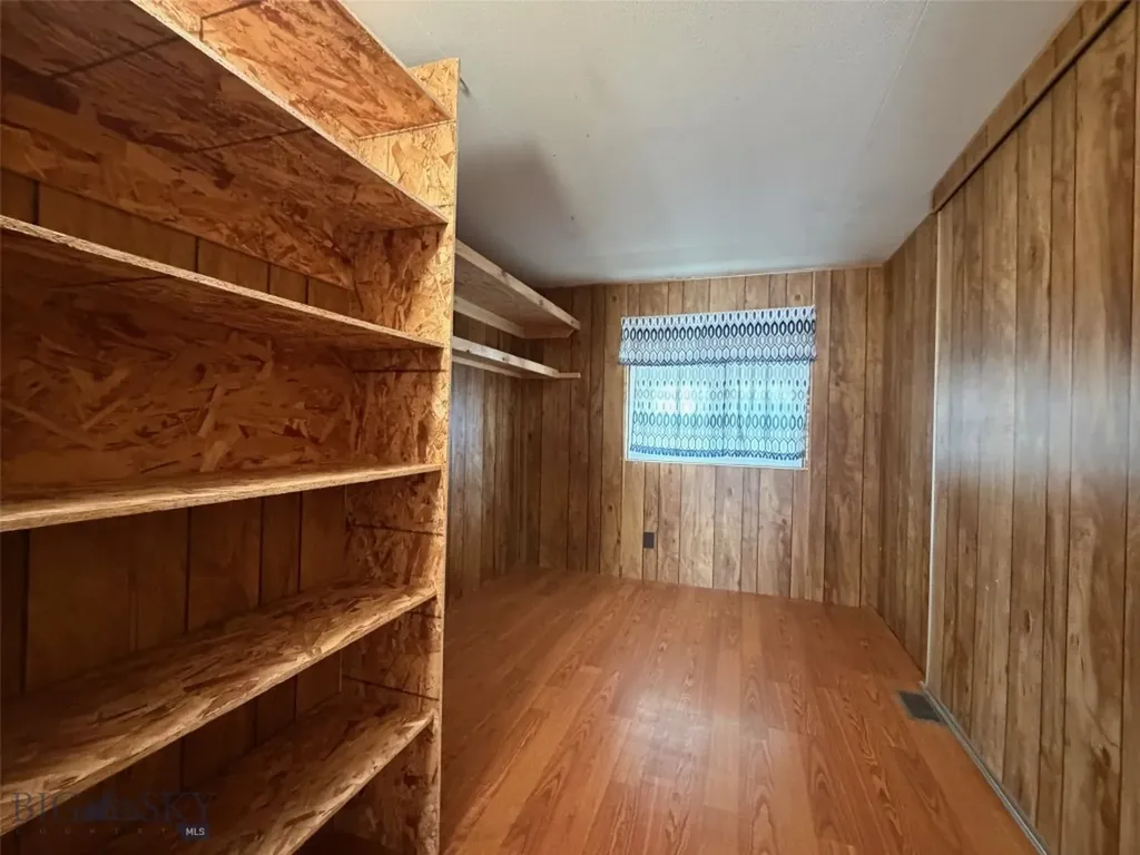 528 W Hugel Ennis MT 59729