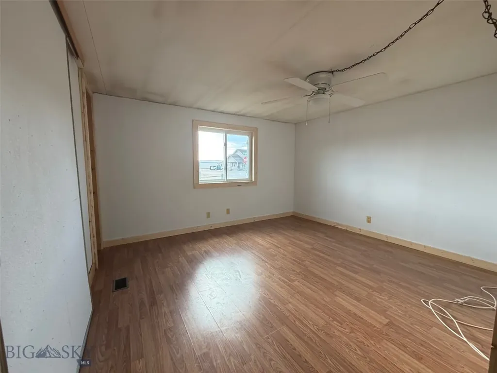 528 W Hugel Ennis MT 59729