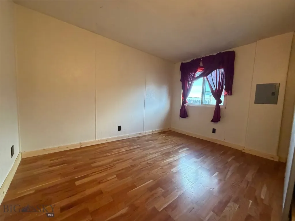 528 W Hugel Ennis MT 59729