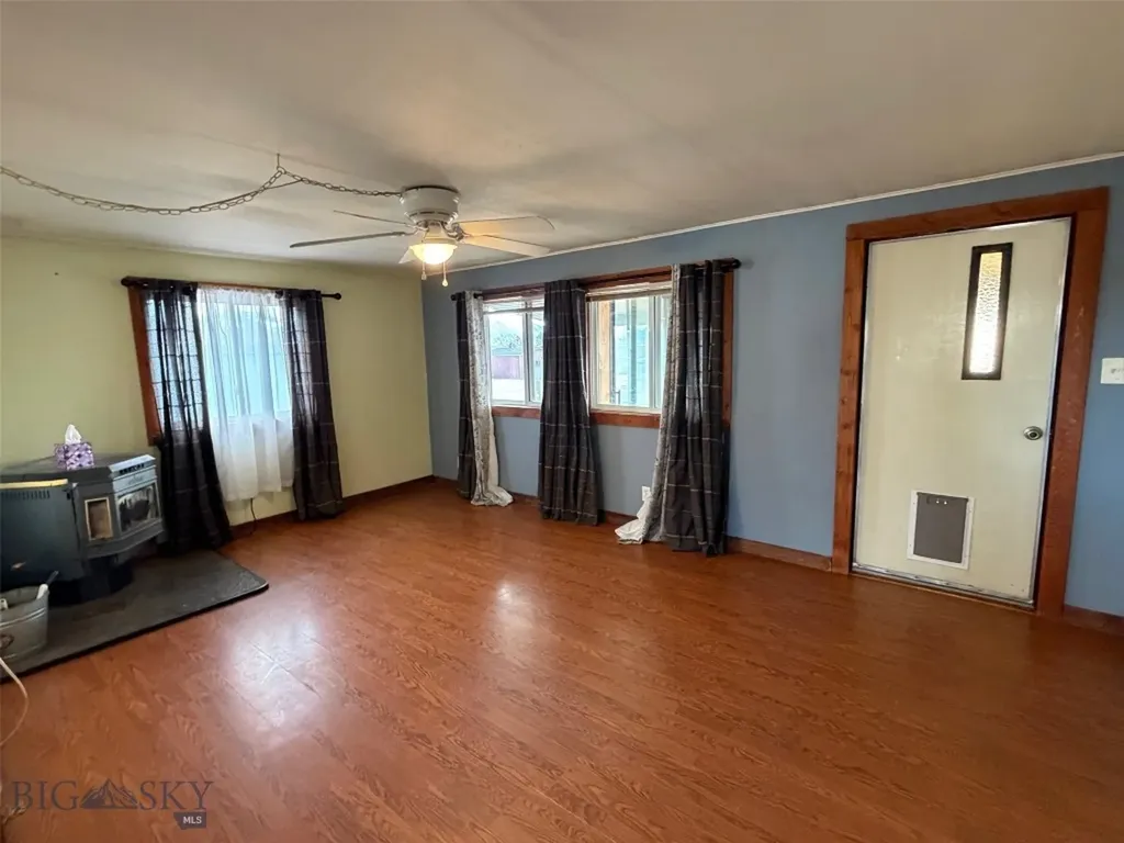 528 W Hugel Ennis MT 59729