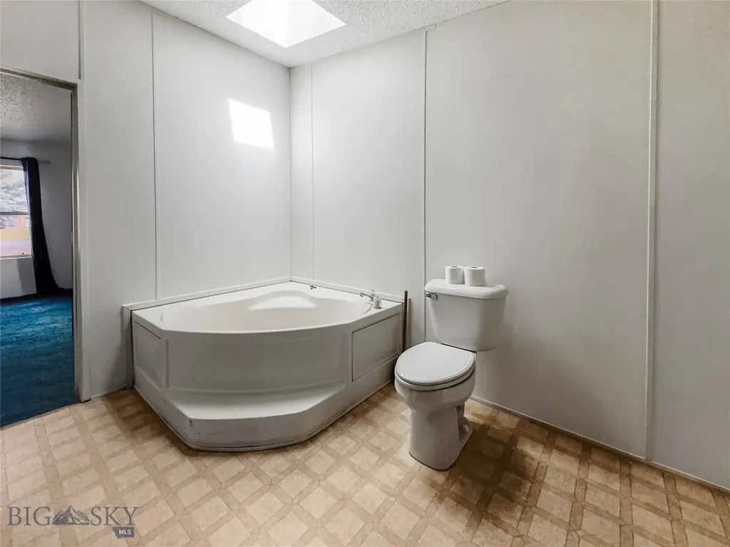 378 Hereford Belgrade MT 59714
