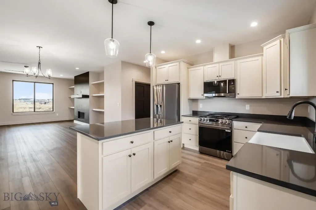 2215 Oriole Drive Belgrade MT 59714