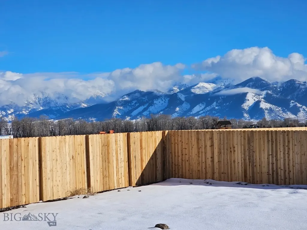 2215 Oriole Drive Belgrade MT 59714